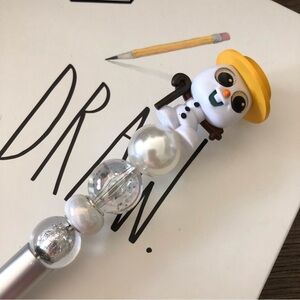 Disney Doorables: Frozen: Olaf in summer handmade beaded pen